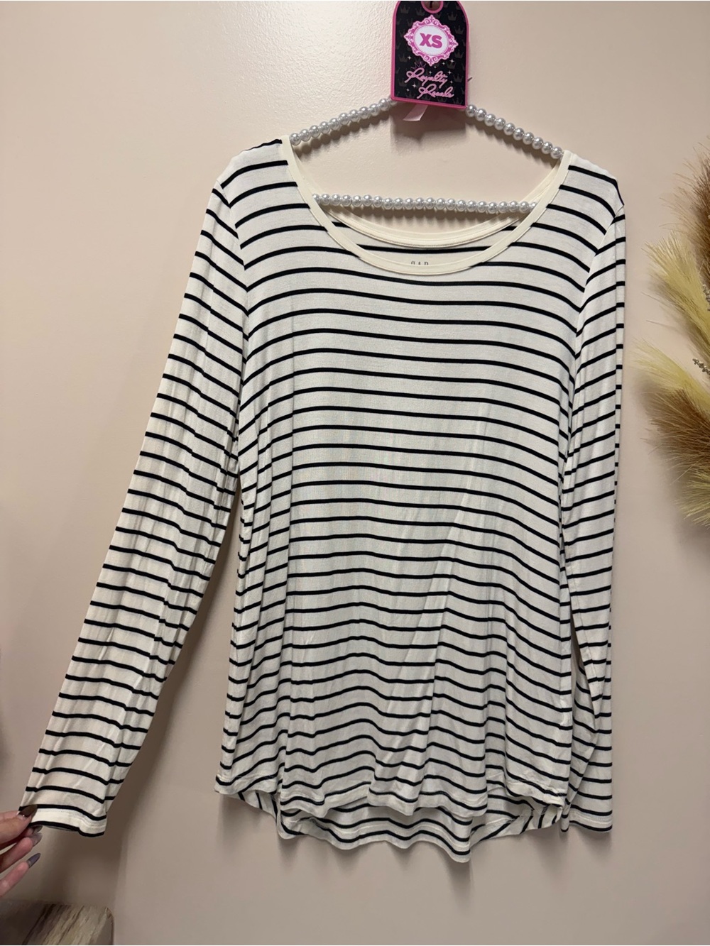 GAP Black & White Striped Long-Sleeve Scoop Neck Top